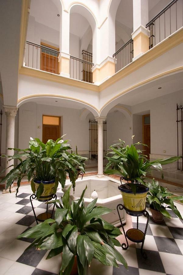 Toreros De Sevilla 5 Pax Exteriör bild
